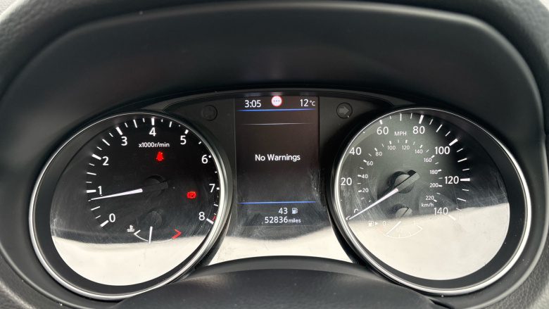 Nissan Qashqai 1.3 DiG-T Acenta Premium 5dr Petrol Hatchback